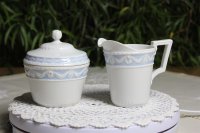 Wunderschöne alte Meissen Kaffeetasse mit Blumenmalerei und Goldrand 1.Wahl