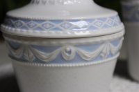 Wunderschöne alte Meissen Kaffeetasse mit Blumenmalerei und Goldrand 1.Wahl