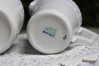 Wunderschöne alte Meissen Kaffeetasse mit Blumenmalerei und Goldrand 1.Wahl