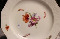 KPM Berlin Mokkatasse mit Blumen und Insektenmalerei 1.Wahl