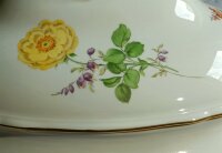 Sehr große Meissen Terrine oval Dekor "Blume 2" Goldrand und Goldapplikationen 1.Wahl