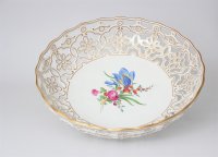Meissen große Durchbruchschale  mit Blumendekor "Blume 3"