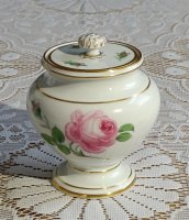 Meissen Kaffeekern 3-teilig Dekor "Rose Mitte, bunt und Goldrand" 1.Wahl