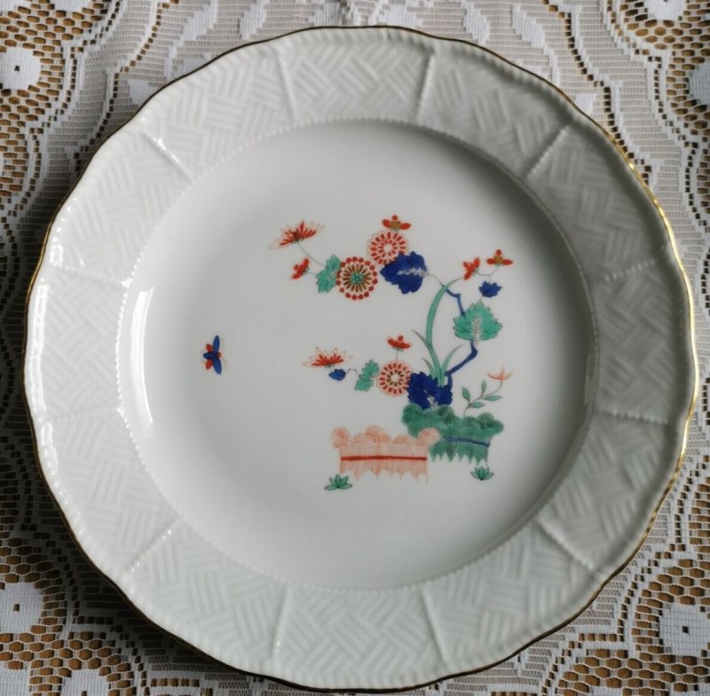 Meissen Speisseteller ca. 23,5 cm "Chinesisches Strohmodell 3 mit Goldrand 1. Wahl