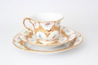 Meissen B-Form Kaffeetasse mit treublümchen Goldstaffage 1.Wahl