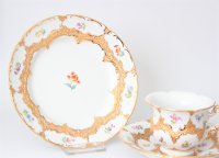 Meissen B-Form Kaffeetasse mit treublümchen Goldstaffage 1.Wahl