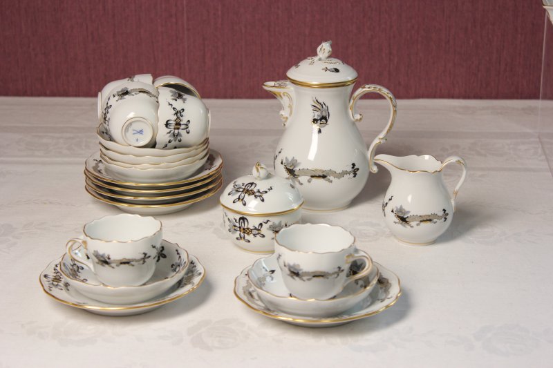 Meissen Mokkakaffeeservice Dekor Reicher Drache Schwartz 1.Wahl