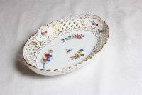 Meissen Durchbruch Schlale im Dekor Meissen Kakiemon Kupffarben Asiatisch Chinesische Blumen-Hahn-Wespenmalerei1.Wahl