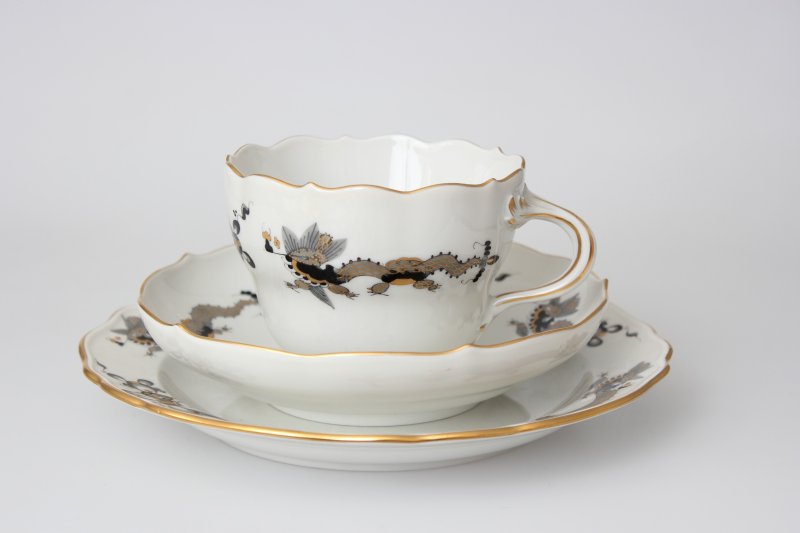 Meissen Kaffeetasse mit Kuchenteller "Drache" schwarz mit Goldrand 1.Wahl TOP