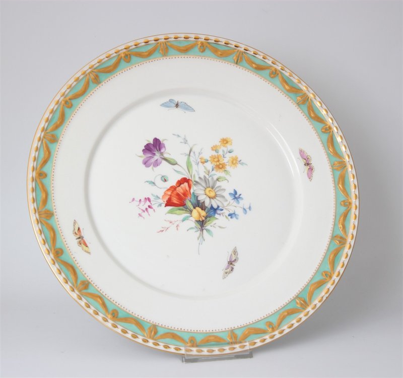 KPM Kollektion Kurland Gourmetteler Dekor 73 Blumen und Insekten 28,5 cm