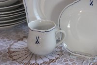 Meissen Kaffeetasse 3tlg. Form großer Ausschnitt Dekor blaue Schwerte 1.Wahl