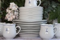 Meissen Mokka / Espressotasse 2tlg. in Kobaltblau mit Blumendekor und Goldrand 1.Wahl