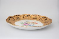 Meissen Prunkteller als Paar mit Blumendekor, Relief und Goldstaffage 1.Wahl