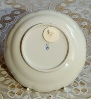 Meissen Schale / Dekorteller mit Blumenmalerei rot mit Goldrand 1.Wahl