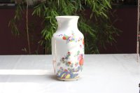 Kleine Meissen Vase mit Blumendekor in Aquatinta und Gold sowie Goldrand 1.Wahl