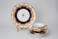 Meissen Mokka / Espressotasse in der beliebten "B-Form" in Kobaltblau mit Streublümchen 3 Teilig 1.Wahl