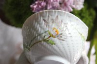 Meissen Schälchen in der Form Wellenspiel mit Blumendekor "Margerite" TOP 1.Wahl