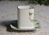 Ganz besondere Herend Kaffeetasse in einer schönen Form mit Vogfelmotiv